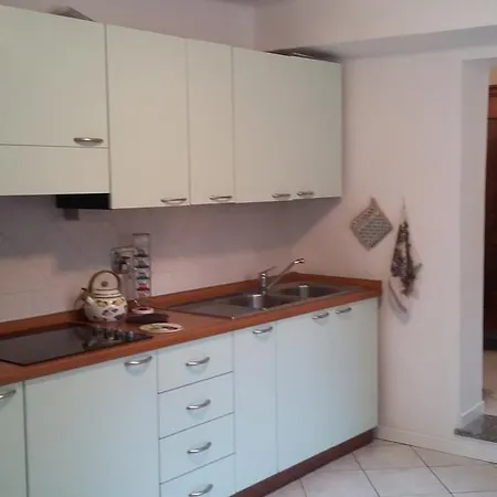 Monolocale Alla Reggia Apartment *